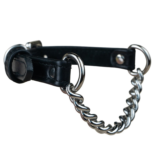 Black collar with chain